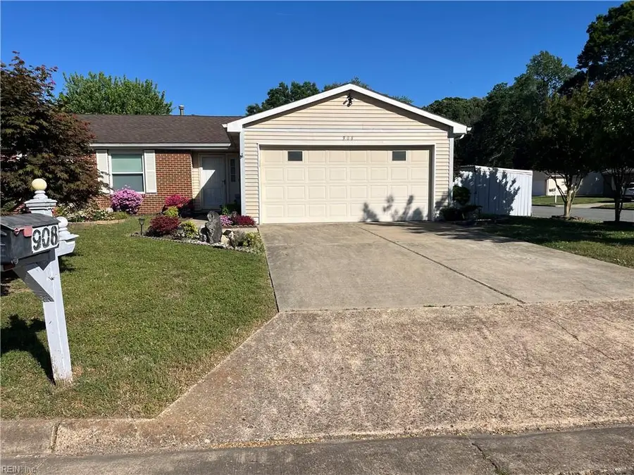 908 Chatsworth Drive, Newport News, VA 23601 - #2