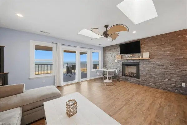 1616 E Ocean View Avenue #F, Norfolk, VA 23503