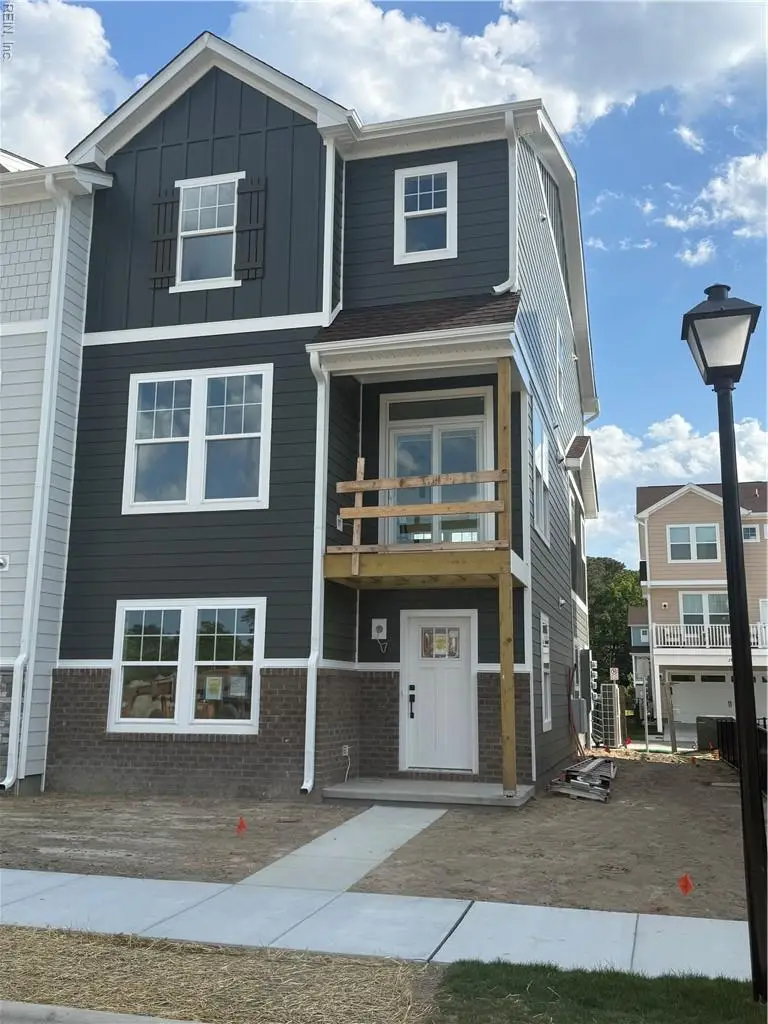 1070 Mesa Loop, Chesapeake, VA 23320 - #1