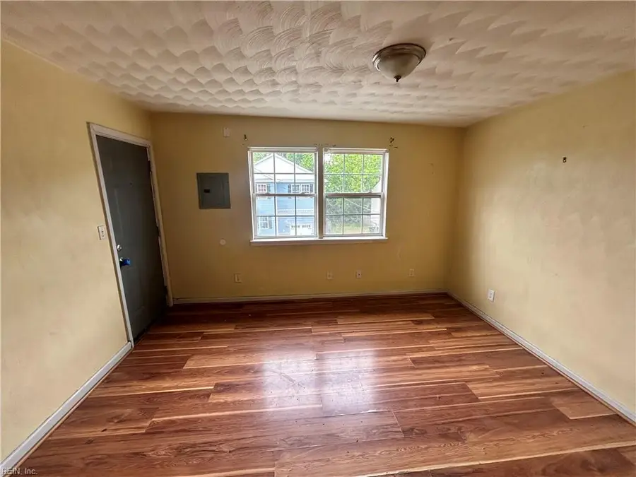 730 Roswell Avenue, Norfolk, VA 23504 - #2