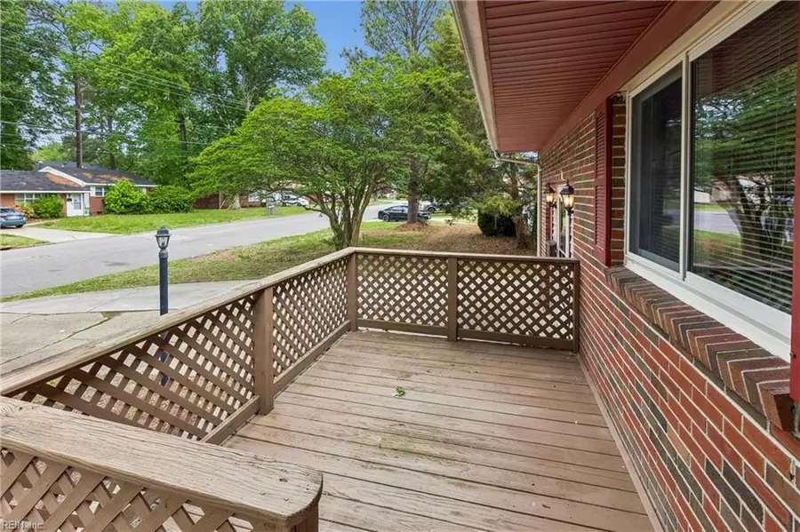 520 Beech Drive, Newport News, VA 23601 - #3