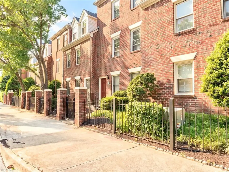 217 Eaton Street, Hampton, VA 23669 - #2