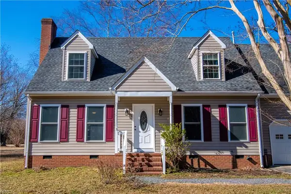 230 Chick Cove Drive, Hardyville, VA 23070