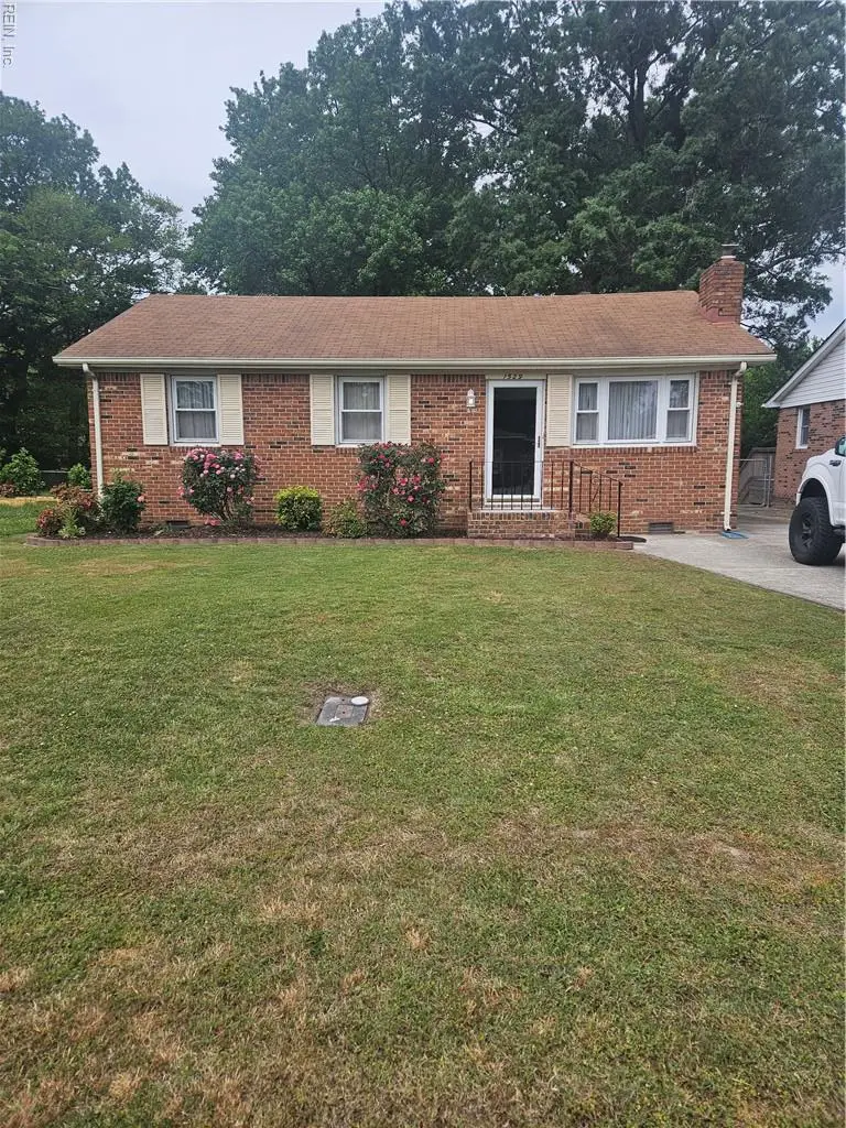 1529 Wood Avenue, Chesapeake, VA 23325 - #2