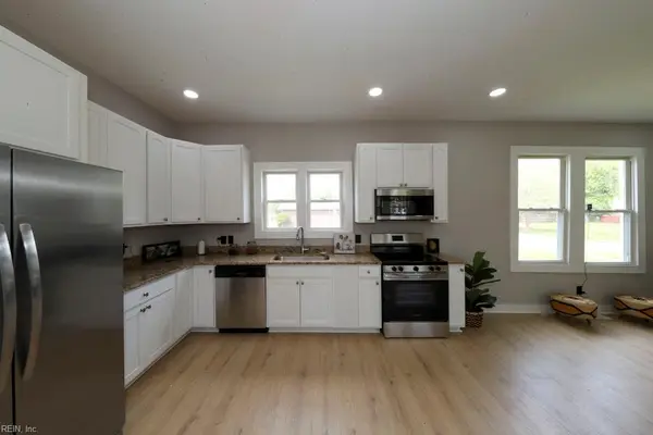 1850 Azalea Avenue, Portsmouth, VA 23704