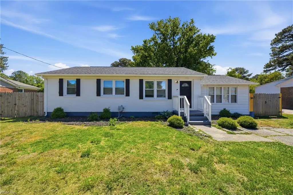 705 Warfield Drive, Portsmouth, VA 23701 - #1