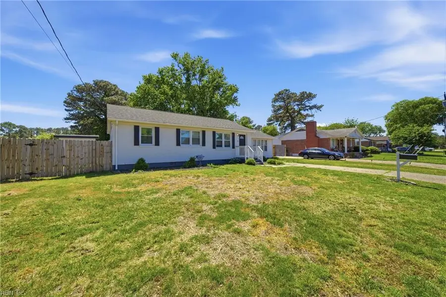 705 Warfield Drive, Portsmouth, VA 23701 - #2