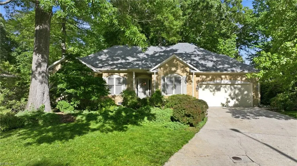 517 Liverpool Court, Chesapeake, VA 23322 - #1