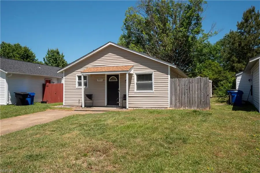 3851 Sugar Creek Circle, Portsmouth, VA 23703 - #3