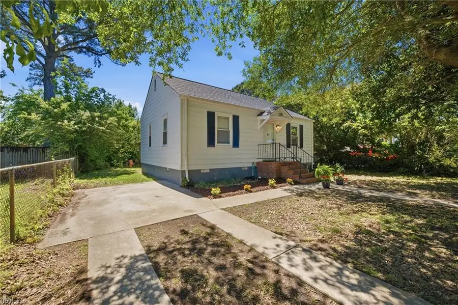 10 Brentwood Drive, Hampton, VA 23669 - #2