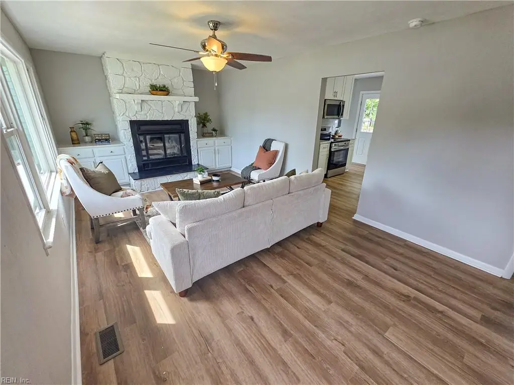 45 Londonshire Terrace, Hampton, VA 23666 - #1