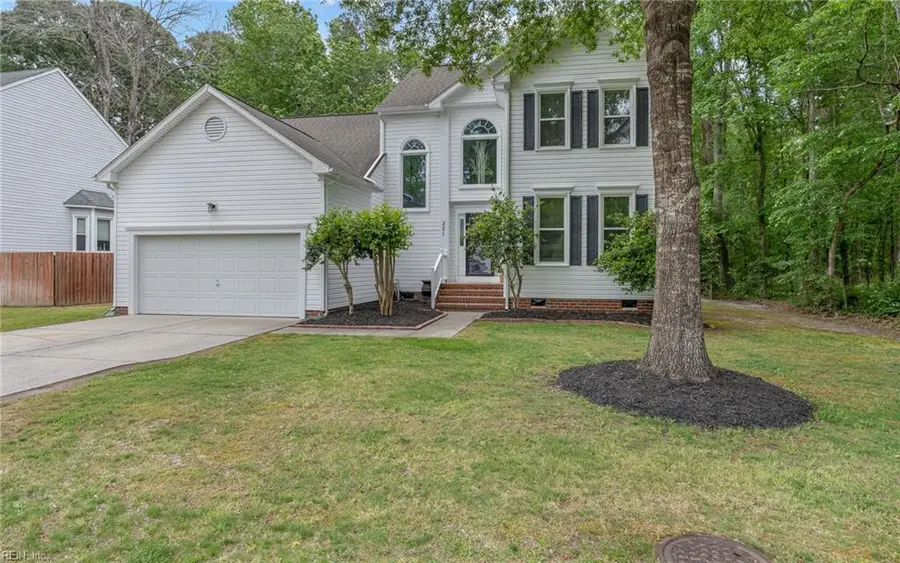 221 Robinhood Road, Chesapeake, VA 23322 - #3