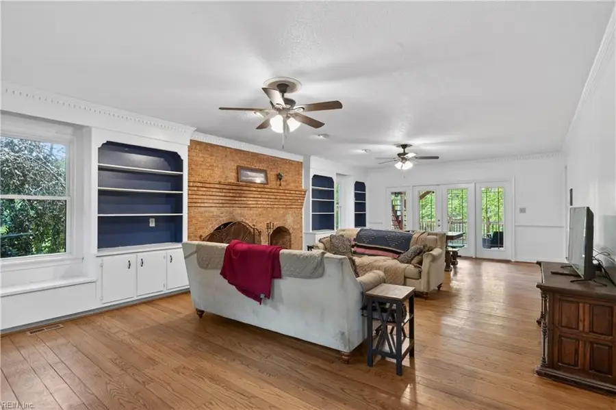 25 Saint Catherine Drive, Carrollton, VA 23314 - #3