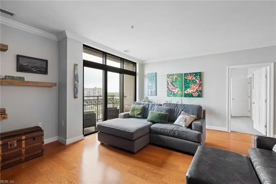 123 College Place #1204, Norfolk, VA 23510 - #3