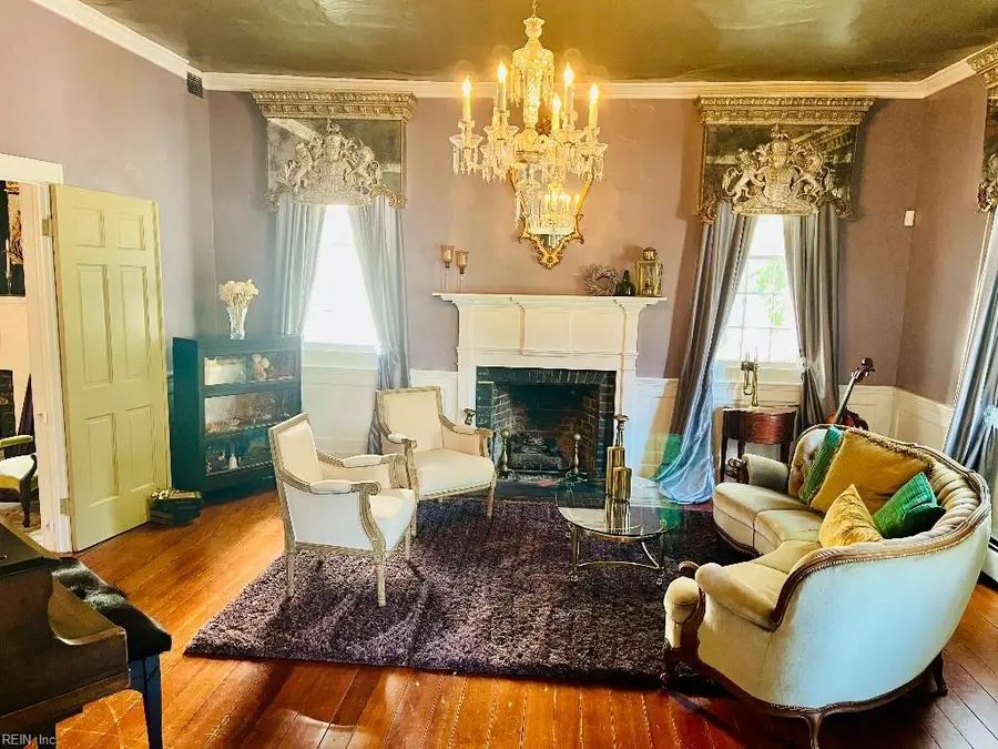 338 S Church Street, Smithfield, VA 23430 - #3