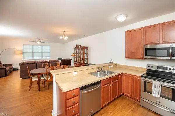 5201 Nuthall Drive #103, Virginia Beach, VA 23455