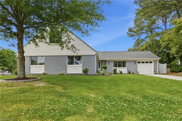 813 Aqueduct Court, Virginia Beach, VA 23464