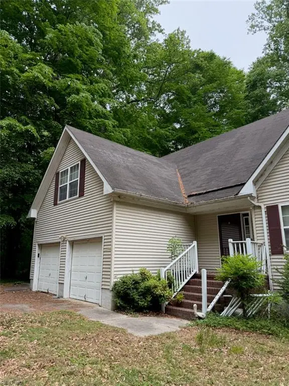 5216 Haynes Mill Lane, Gloucester, VA 23061
