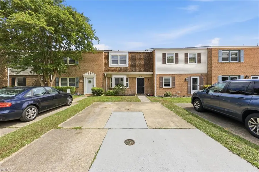 426 Longleaf Road, Virginia Beach, VA 23454 - #3