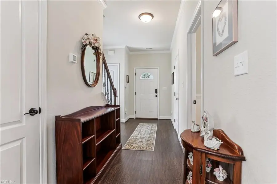 7521 Villa Ct, Gloucester Point, VA 23062 - #3
