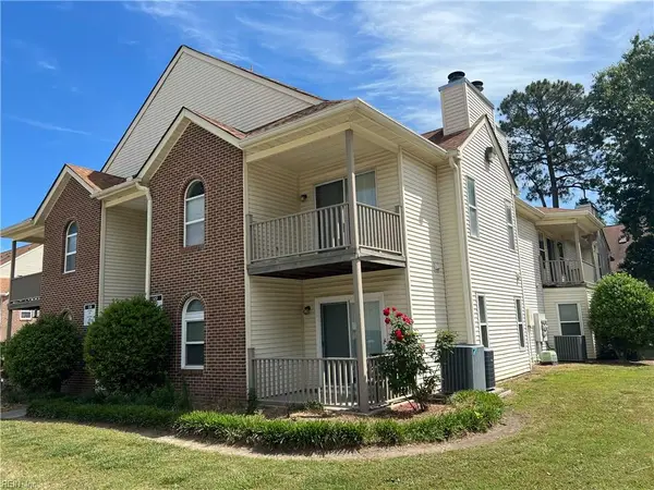532 Pineland Circle #203, Newport News, VA 23608