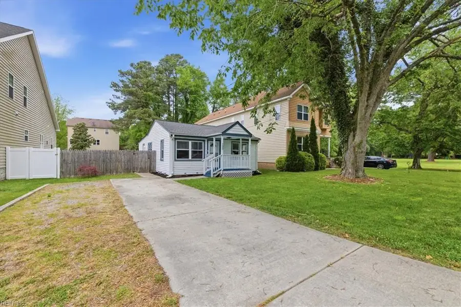 100 Columbus Avenue, Chesapeake, VA 23321 - #3