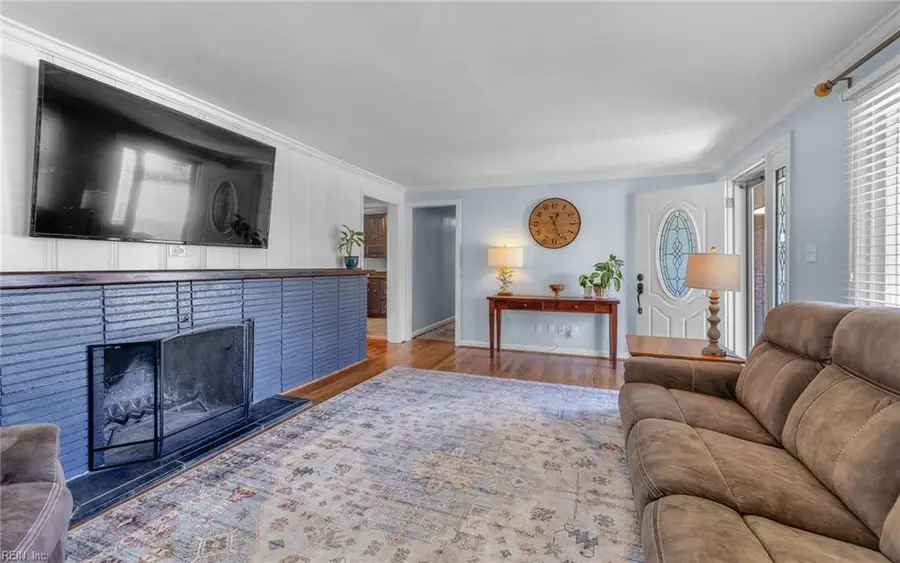 921 Hugo Street, Norfolk, VA 23513 - #3