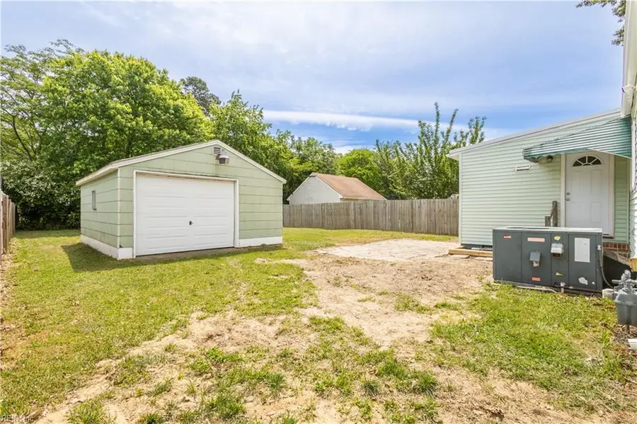 1302 Willow Avenue, Chesapeake, VA 23325 - #2