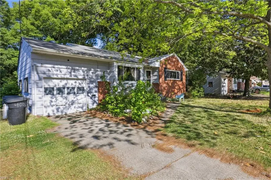405 Taldan Avenue, Virginia Beach, VA 23462 - #2