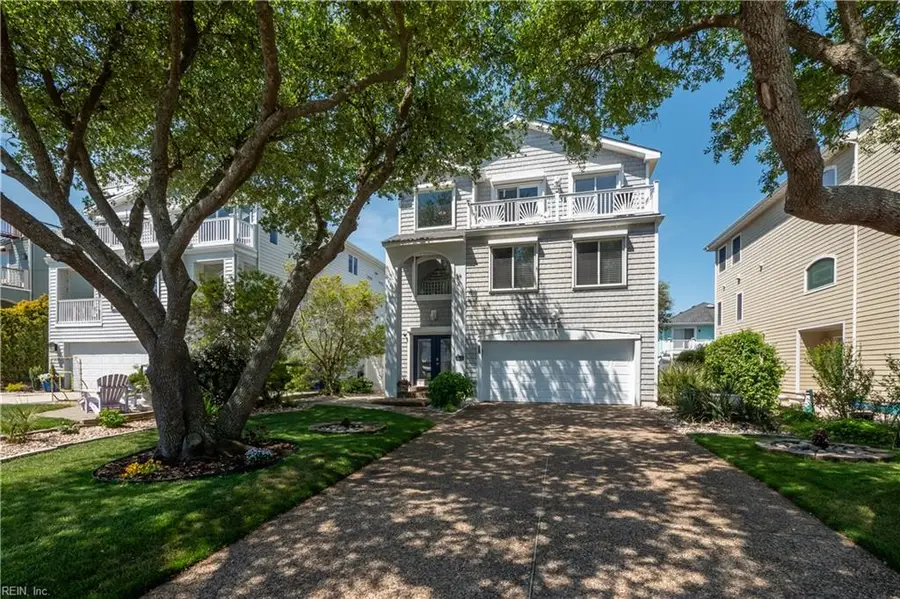 533 Vanderbilt Avenue, Virginia Beach, VA 23451 - #3