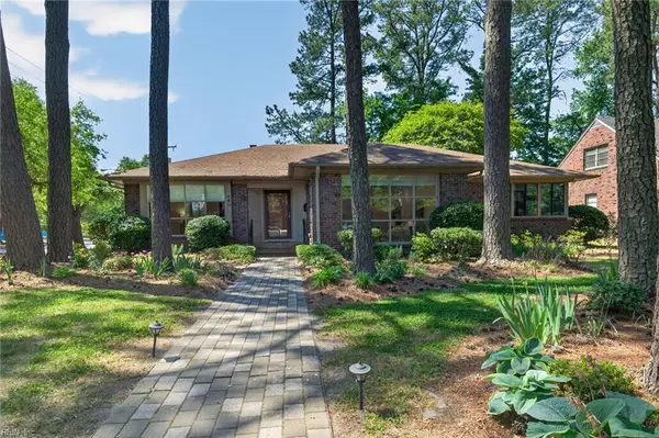 460 Hariton Court, Norfolk, VA 23505