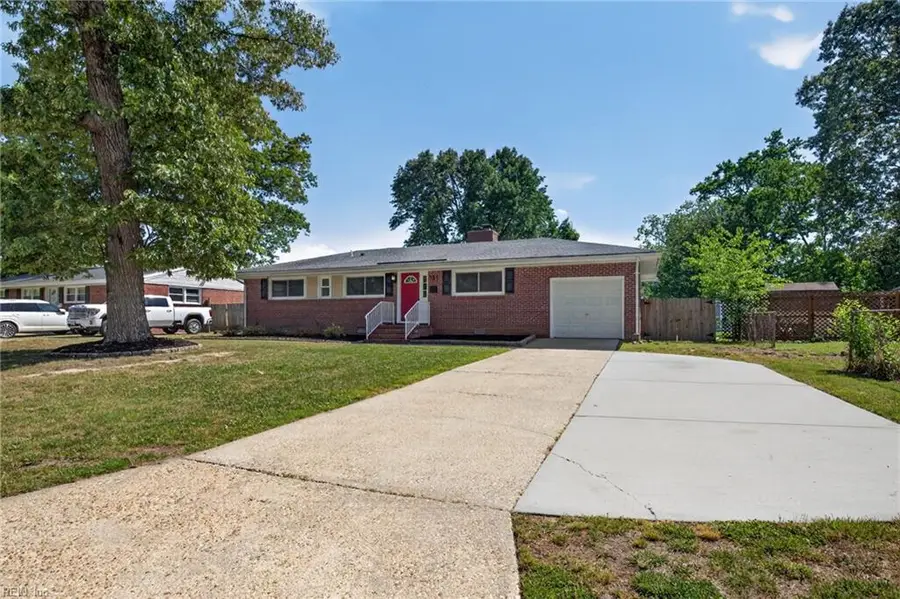 131 Nicewood Drive, Newport News, VA 23602 - #3