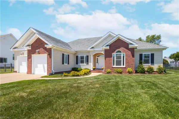 1813 Royale Walk Drive, Virginia Beach, VA 23456