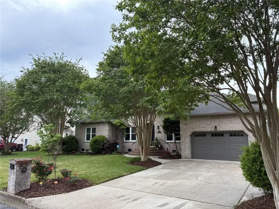 416 Brougham Court, Chesapeake, VA 23322 - #2