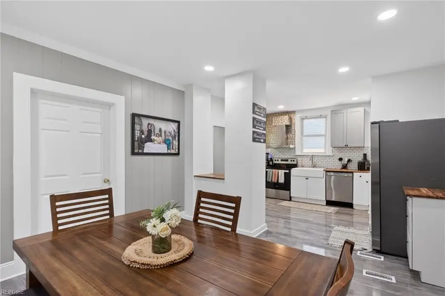 2010 Chestnut Avenue, Newport News, VA 23607 - #3