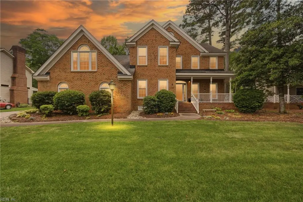 933 Forest Lakes Circle, Chesapeake, VA 23322 - #1