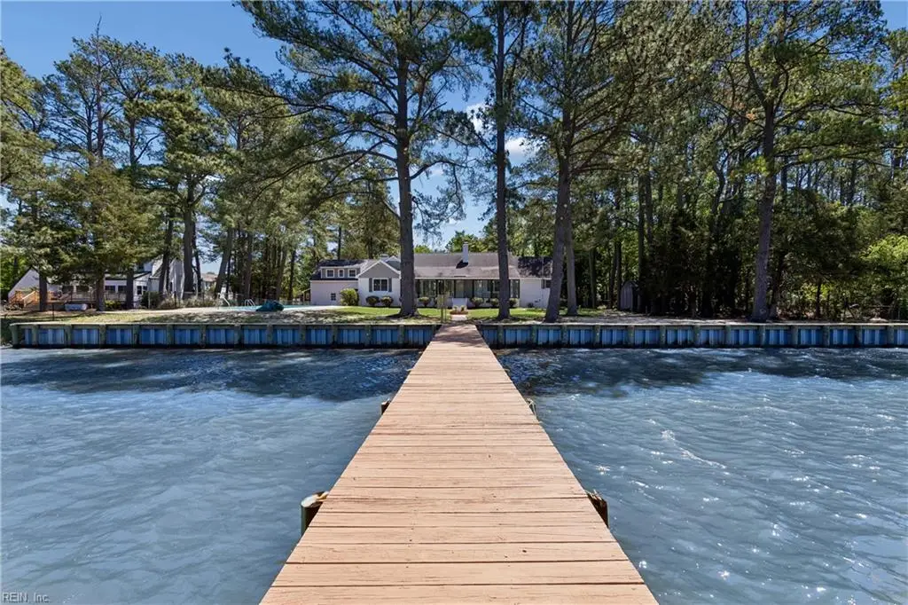 16 Pine Lane, Hampton, VA 23664 - #1