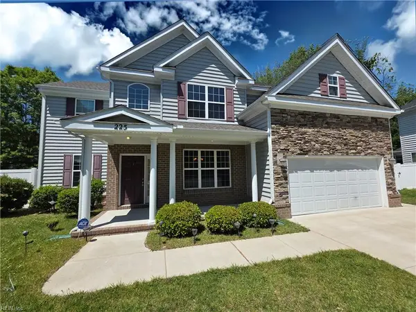 225 Creston Court, Chesapeake, VA 23323