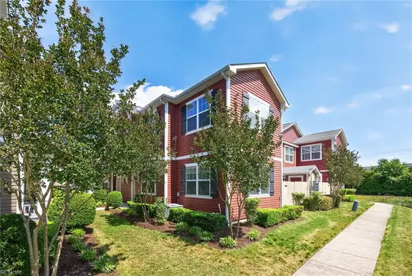 729 Lacy Oak Drive, Chesapeake, VA 23320