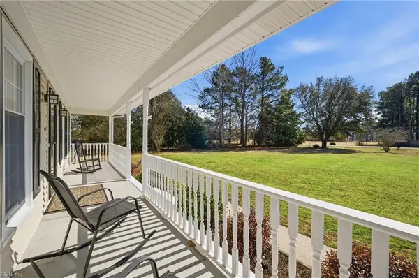 224 Saint Brides Road E, Chesapeake, VA 23322
