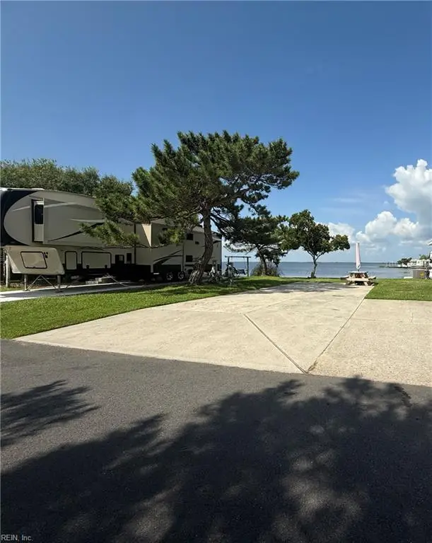 3665 Sandpiper Road #8, Virginia Beach, VA 23456 - #3