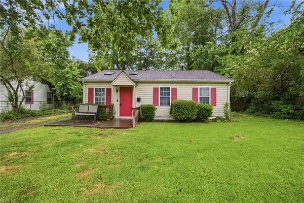 135 Peachtree Lane, Hampton, VA 23669
