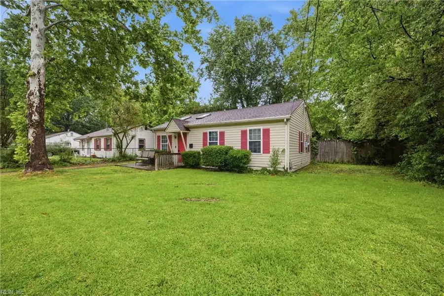 135 Peachtree Lane, Hampton, VA 23669 - #3