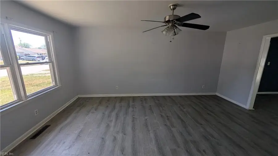 629 Breeds Hill Road, Virginia Beach, VA 23462 - #2