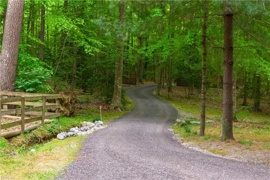 9652 Laurelwood Lane, Gloucester, VA 23061 - #2