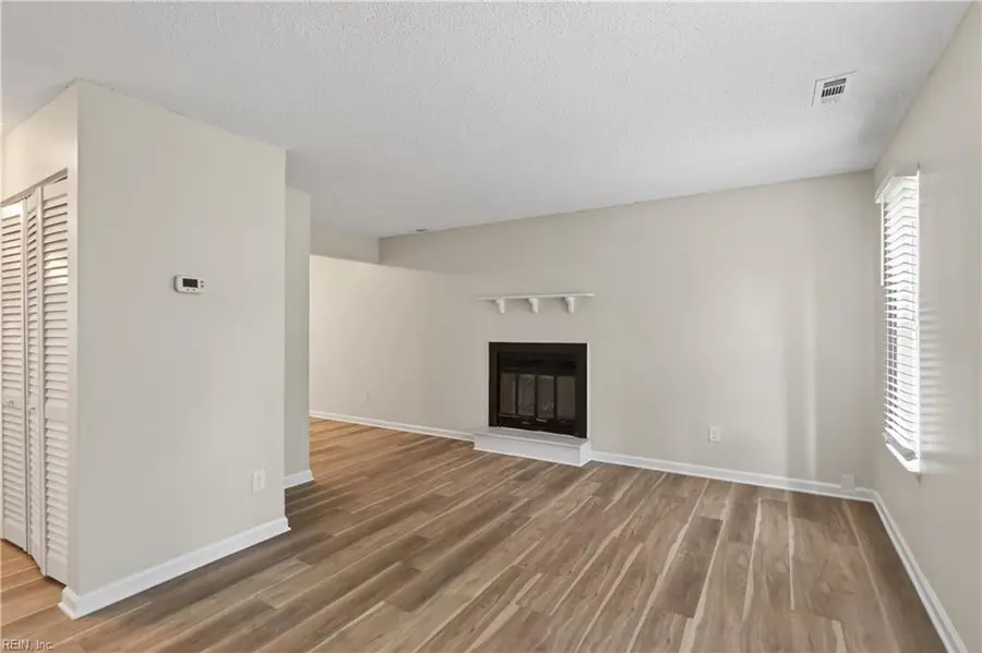 901 Seabreeze Court, Chesapeake, VA 23320 - #2