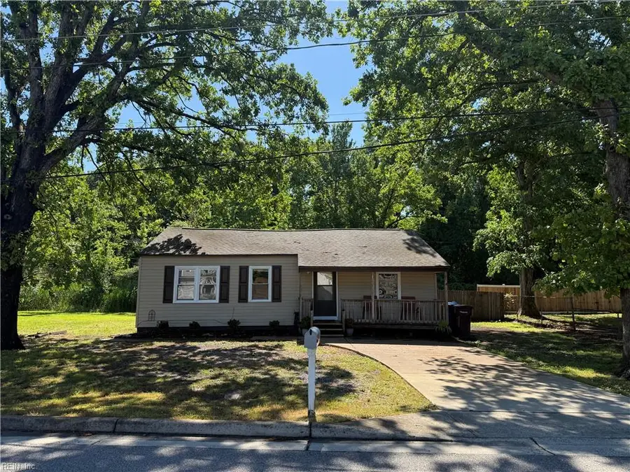 933 Michael Drive, Chesapeake, VA 23323 - #2