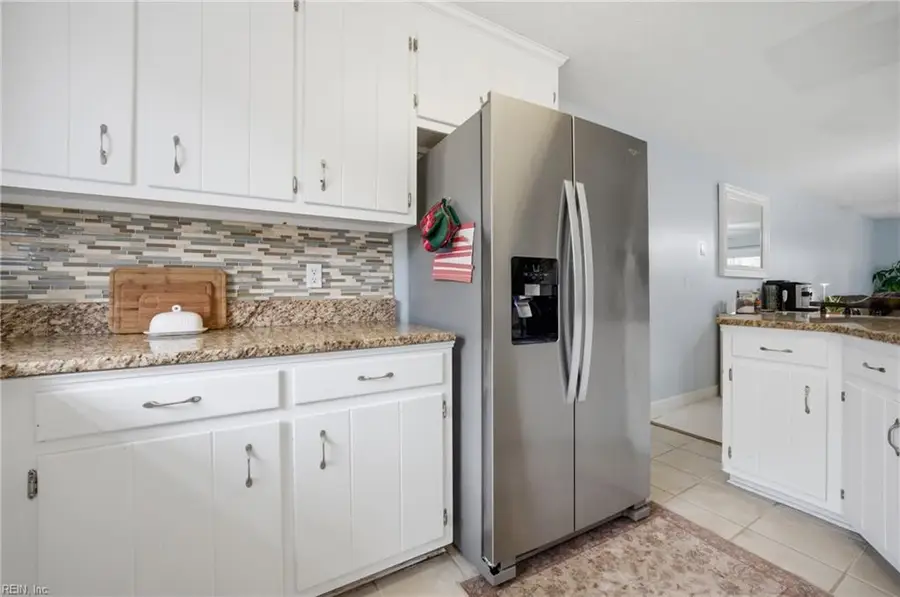 8003 Sunset Drive #1E, Hayes, VA 23072 - #3