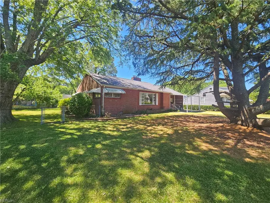 146 Cambridge Place, Hampton, VA 23669 - #3