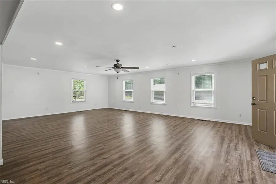 433 Truitt Road, Chesapeake, VA 23321 - #3